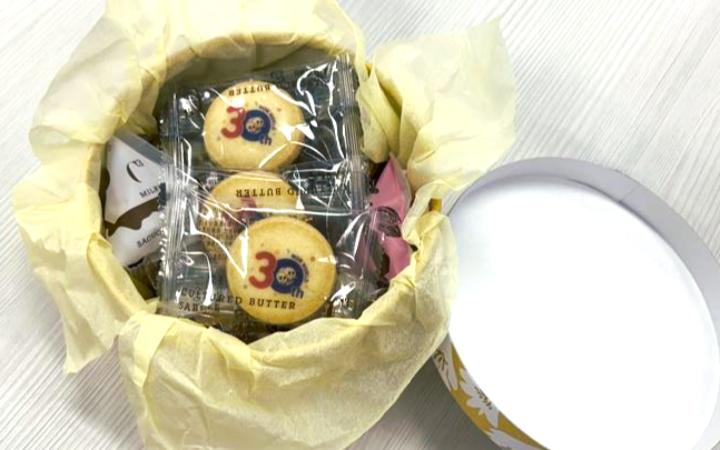 【WOW WORLD】30周年記念パーティー_手土産