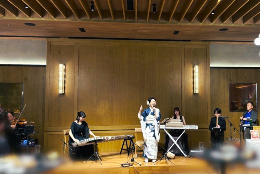 【WOW WORLD】30周年パーティー演奏風景